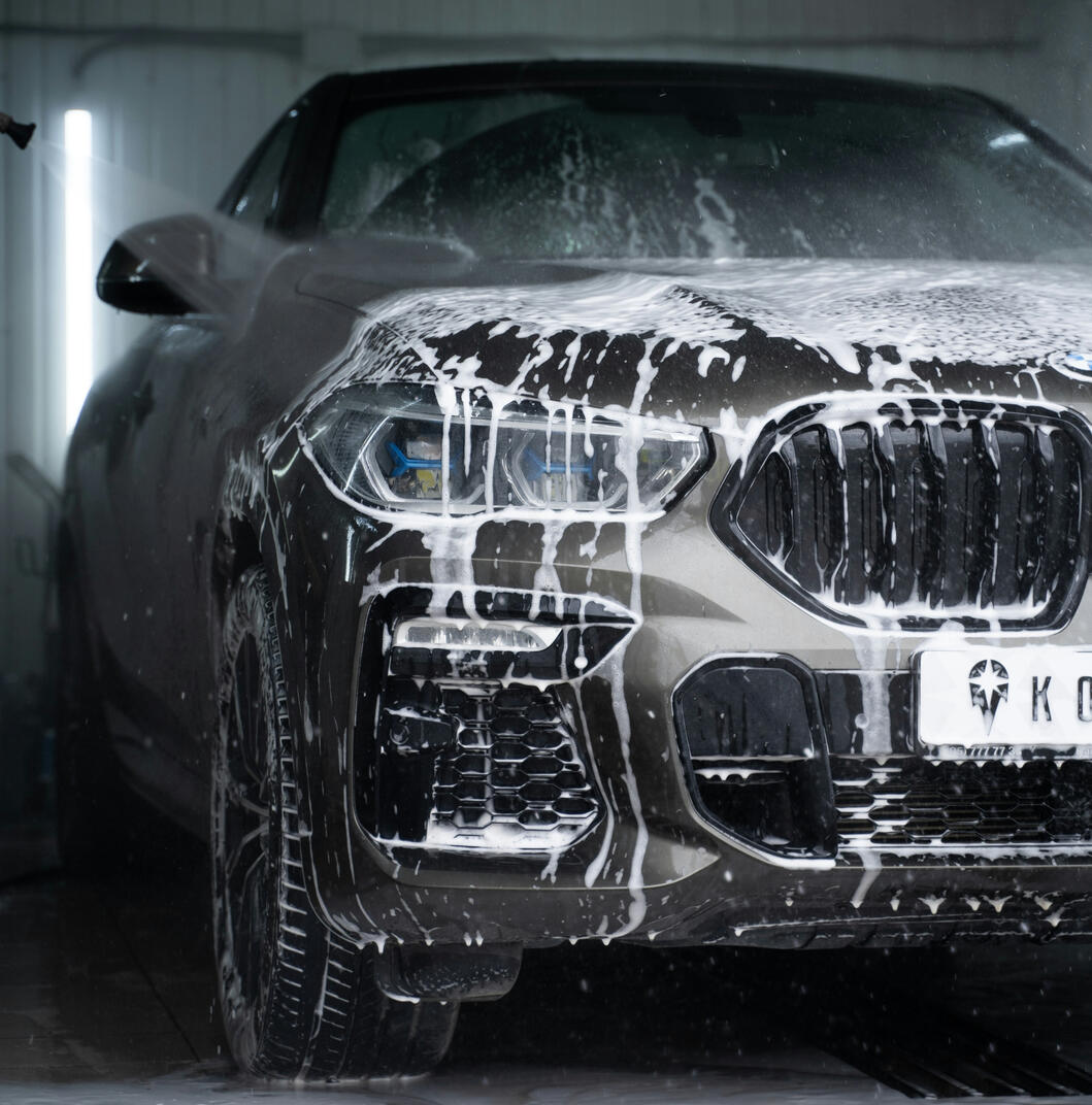 Washing BMW